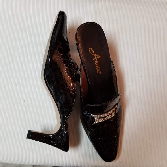 Mule Heels - Picture 3 of 4